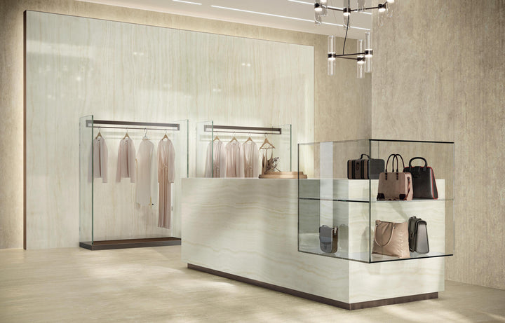 Marvel Epic Onyx Ivory porcelain slab in an Atlas Plan interior