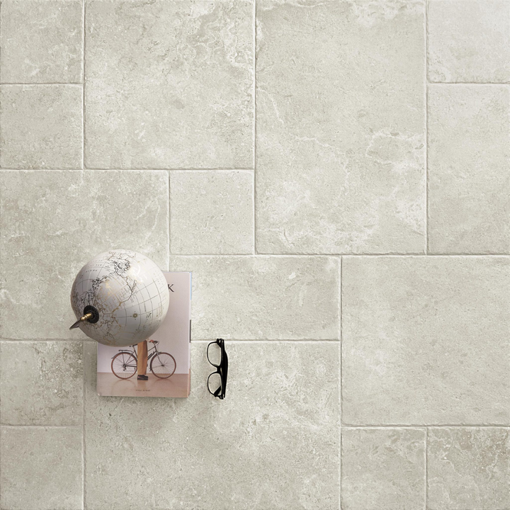 Cotswold Stone Effect Modular and Large Format Porcelain Farmhouse Falgstones Floor Tiles