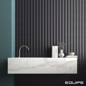 Equipe colour — Out Almost Black