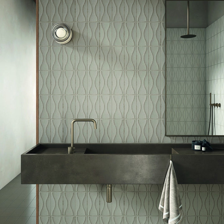 Sartoria Riflessi Canapa porcelain tiles in a bathroom setting